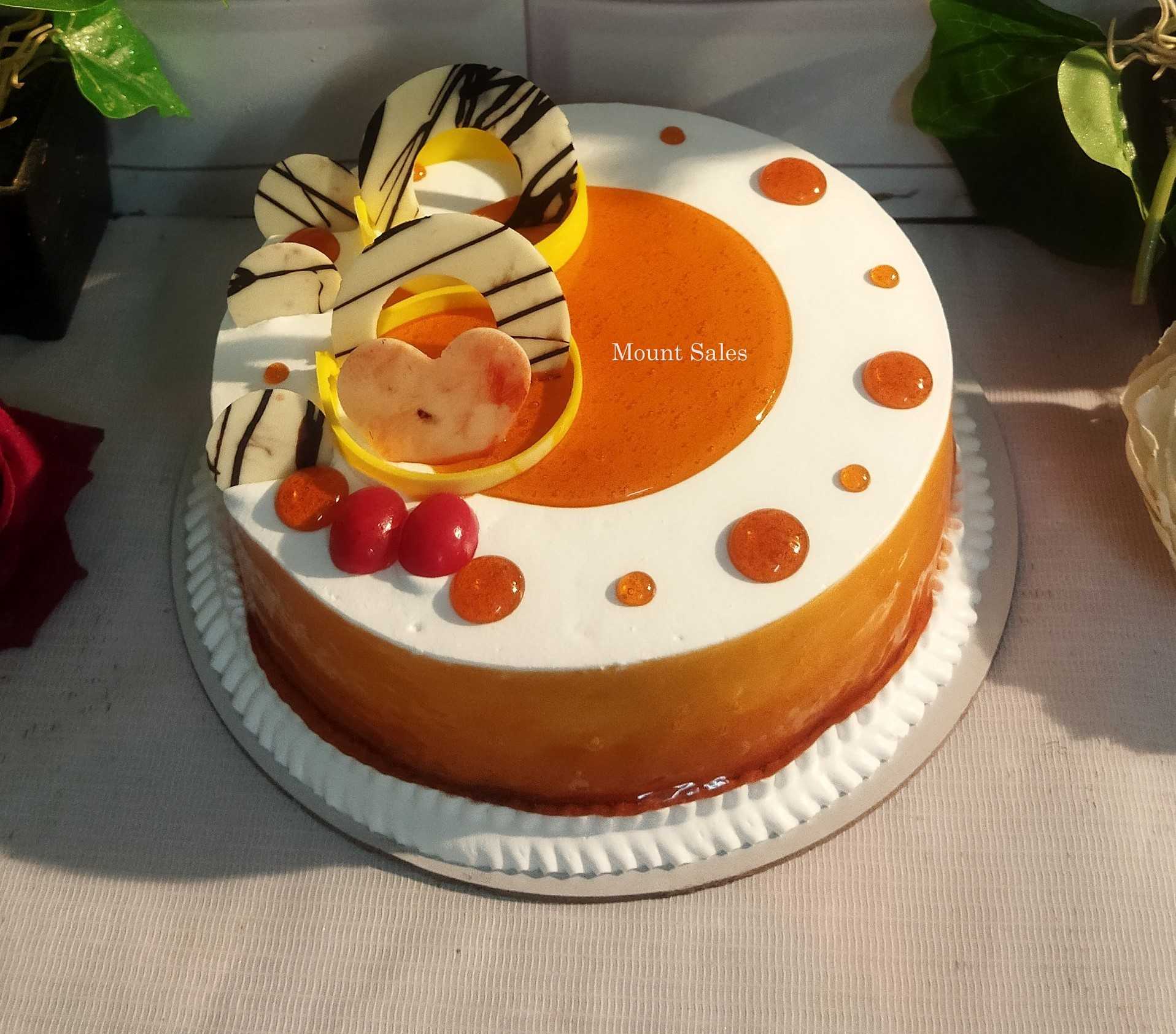 Premium RED N White Velvet Cake